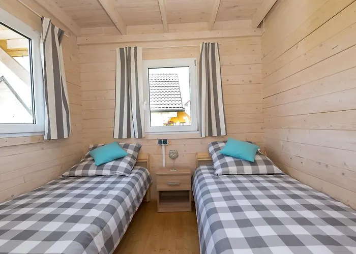 Letniskowy U Izy ウェバ