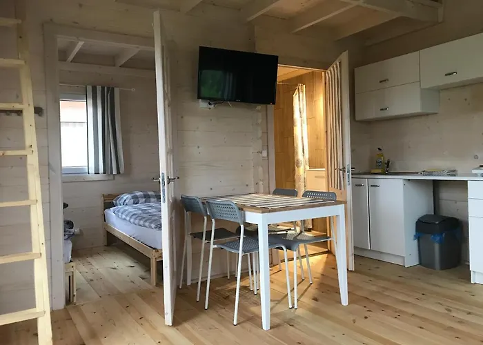 Kemping Letniskowy U Izy *